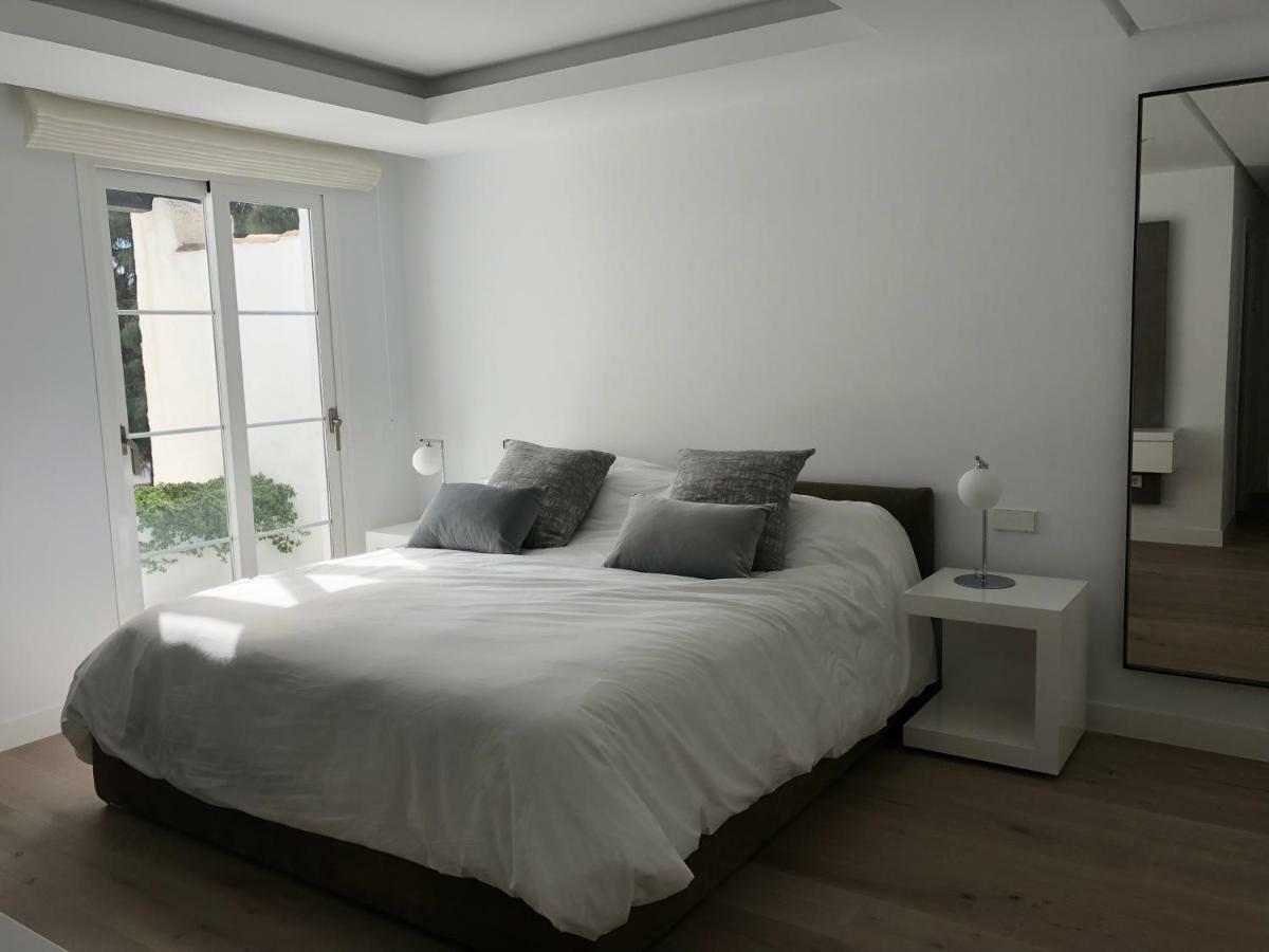 Modern Apartment Puente Romano Marbella Exterior foto