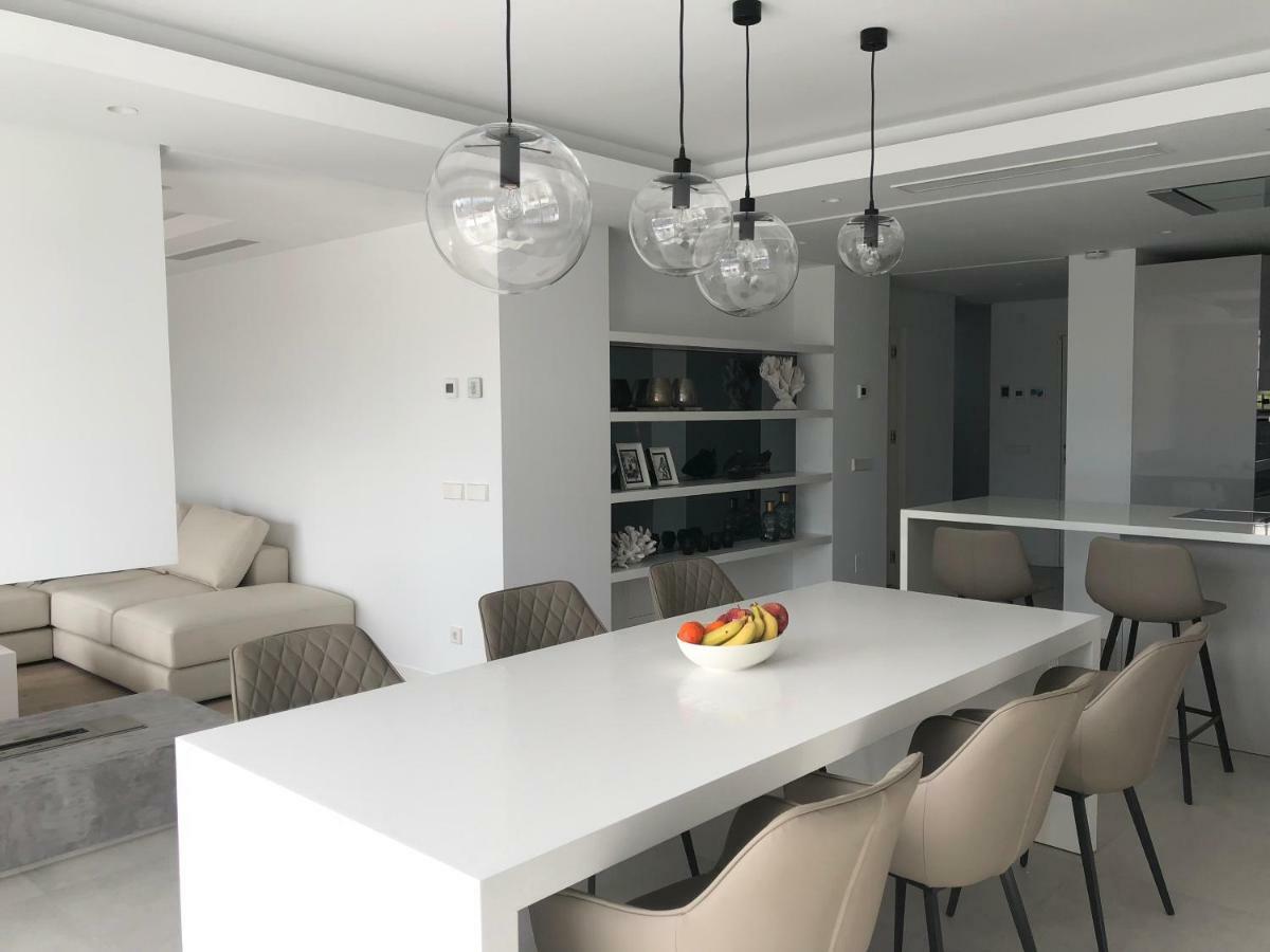 Modern Apartment Puente Romano Marbella Exterior foto