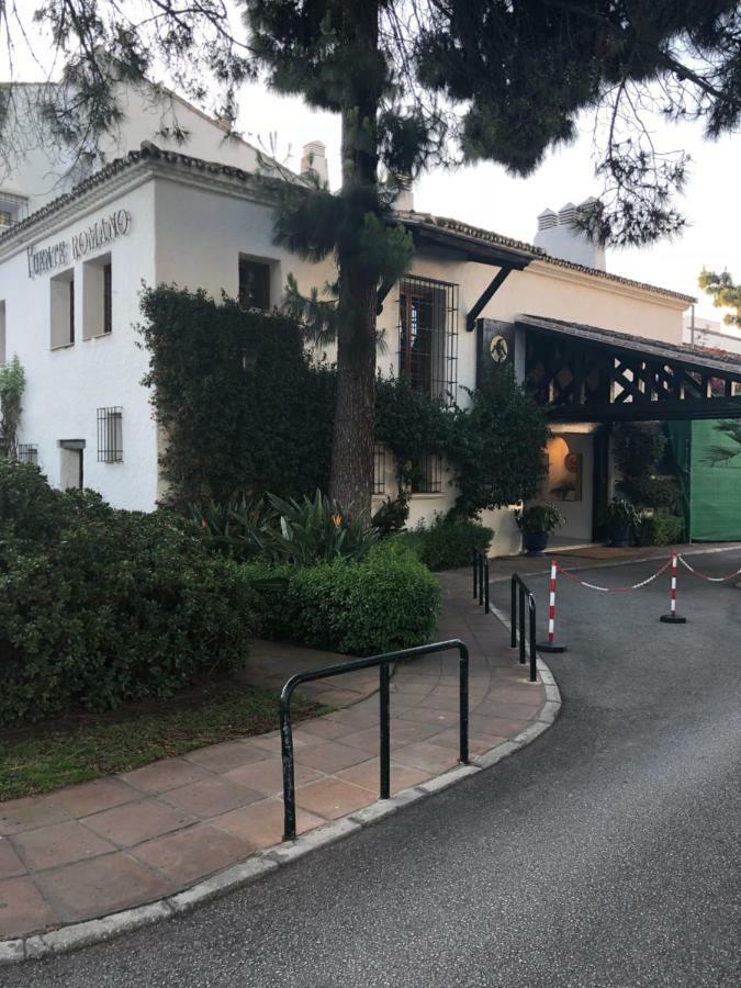Modern Apartment Puente Romano Marbella Exterior foto